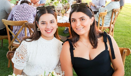  Lizbeth Carrillo y Valeria del Río.