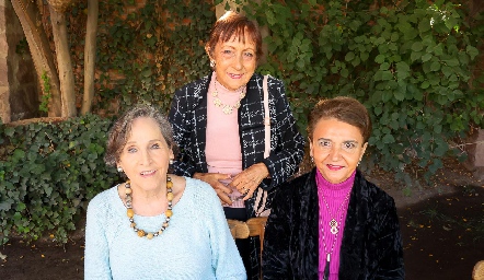  Patricia Palacios, Lulú Cortés y Georgina Arnault.