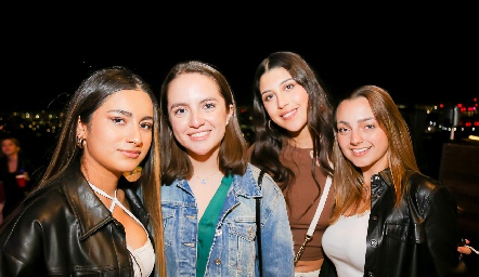  Estefanía, Paloma, Lucero y Sofía.