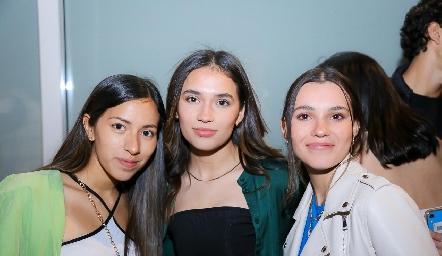  Sofía Camacho, Marlene Escanamé y Tania Velázquez.