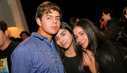  Jorge Mendoza, Pili Hernández, Analú Jiménez.