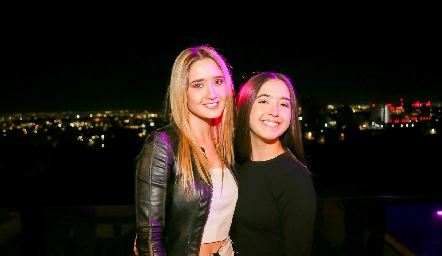 Marina y Regina Herrera.