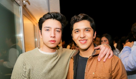  Jerry Ayala y Rodrigo Zuñiga.