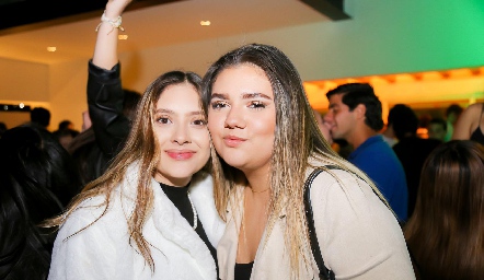  Mafer Velázquez y Ana Pao Velázquez.