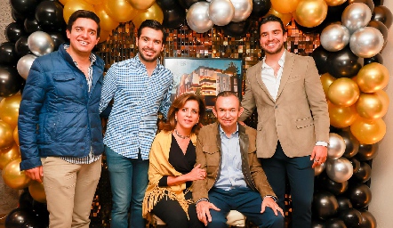  Familia Pérez Tobías.