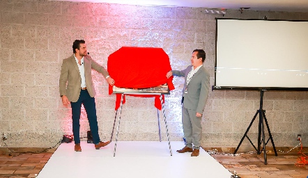  A punto de presentar el modelo del edificio de departamentos Altax.