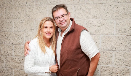  Elizabeth Ramírez y Juan Carlos Pérez.