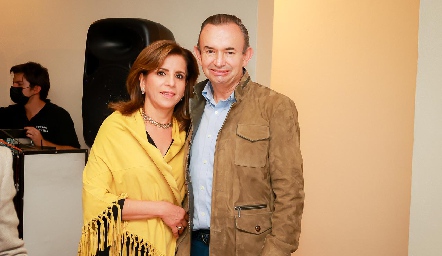  Ana Emelia Tobías y Alejandro Pérez.