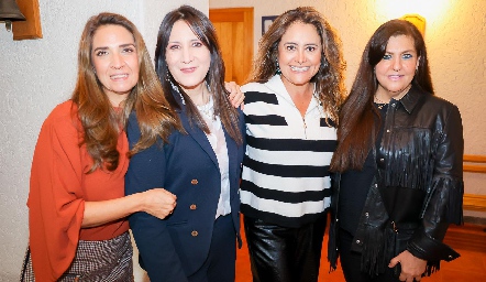  Lourdes Velázquez, Manena Alonso, Patricia Lara y Vera Villarreal.