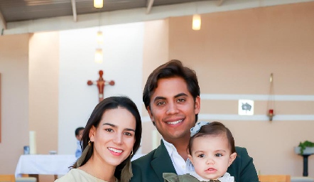  Sandra Villalobos, Mario y Javiera Martell.