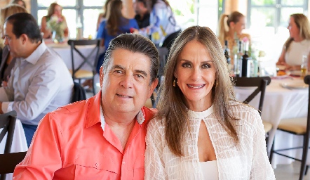  Juan Manuel Zúñiga y Lucero Gouyonnet.