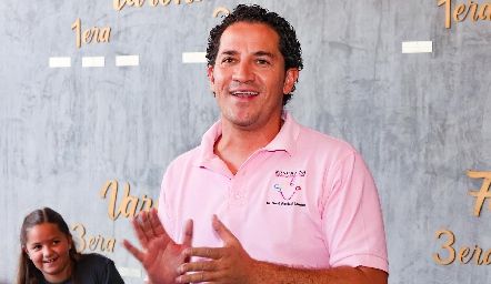  Premiación.