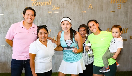  Karen Castillo y Luisa Sánchez, campeonas.