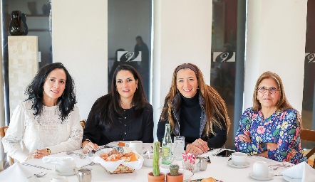  Alma Méndez, Vicky Alcalde, Rocío Moctezuma y Yolanda Reynoso.