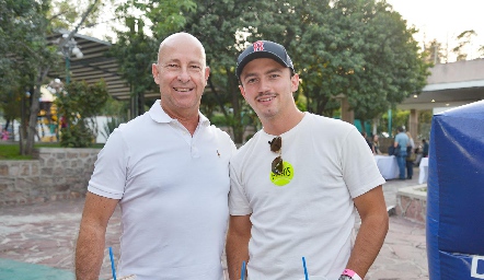 Carlos Alba y Carlos Alba.