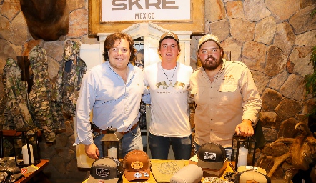  Jorge Alejando Leautaud, José Antonio Ramírez y Diego Monjarás.