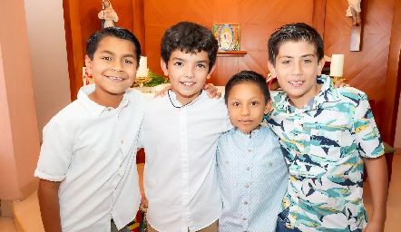  Mateo, Marcelo, Santiago y Miguel Angel.