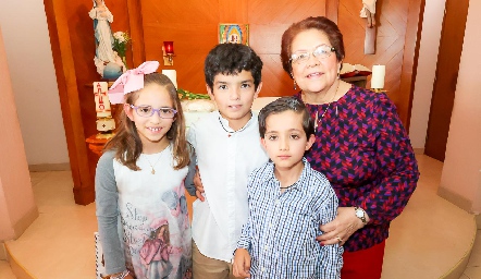  Pilar, Marcelo, José Miguel y Martha Elena.
