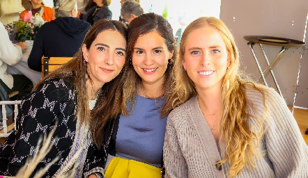  Mariana Alcalá, Valeria Flores e Ingrid Velasco.