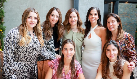  Daniela Muriel, Mariana Alcalá, Valeria Flores, Marcela Schekaiban, María Domínguez, Lorena Andrés y Ale Torres.