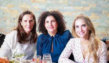  Paola Meade, Roxana Gómez y Adelina Zendejas.