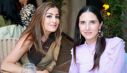  Silvana Zendejas y Mariana Jourdain.