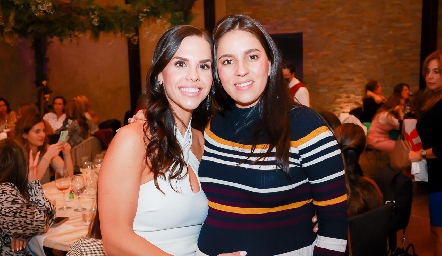  Marcela Schekaiban y Andrea Espinosa.