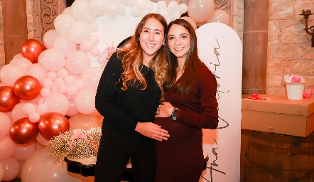  Diana Olvera y Sofía Álvarez.