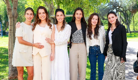  Lorena Andrés, Gaby y Marcela Díaz Infante, Melissa Andrés, Daniela Villaseñor y María José Salgado.