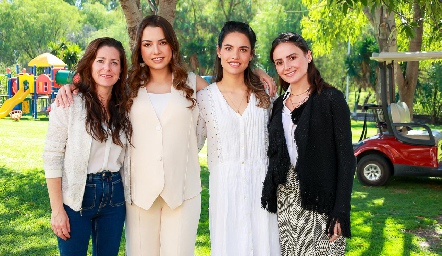  Daniela Villaseñor, Gaby Díaz Infante, Marcela Díaz Infante y María José Salgado.