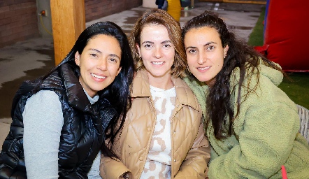  Silvia Araiza, Anna Lorca y Fernanda Saiz.