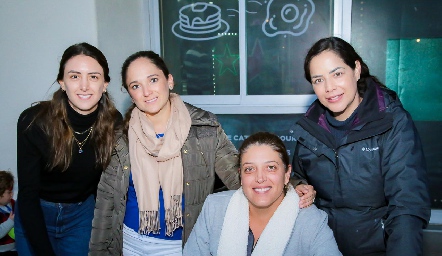  Catalina Abud, Ale Rangel, Ariana Herrera y Diana Solorio.