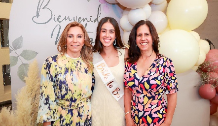 Beatriz Lavín, Natalia Navarro y Claudia Nava.