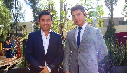 Hermanos Pérez Meza.