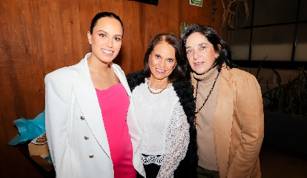  Natalia Leal, Gloria Rosillo de Leal y Cuca Díaz Infante.