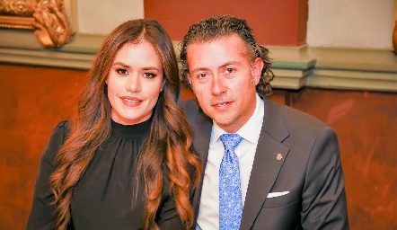  Alejandra Salazar y Ernesto Ezquivel.