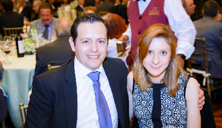  Eduardo Artolózaga y Claudia García.