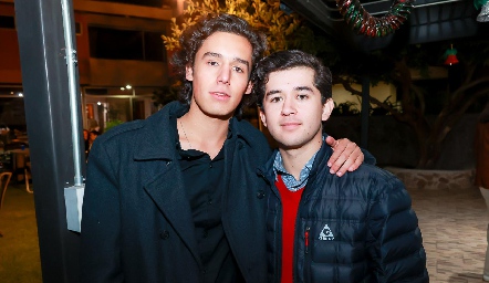  Juan Pablo Ruiz y José Roberto Guevara.