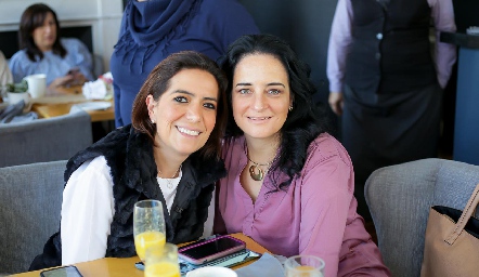  Sofía Loredo y Cecilia Herrán.