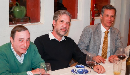  Ángel Candía, Marco Garfias y Pablo Garfias.