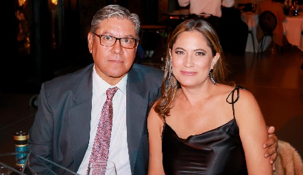  Armando Martínez y Brenda Gómez.