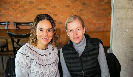 María y Sofía.