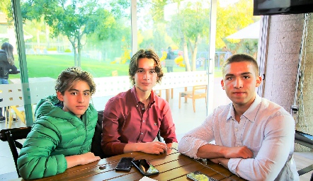  Diego Carreras, Ricardo Mendizábal y Daniel Carreras.