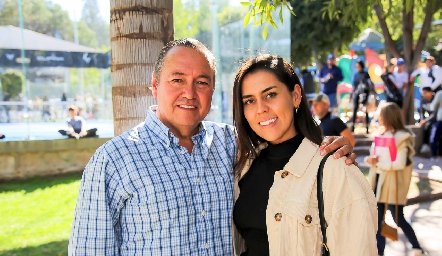  Juan Carlos y Ale Valle.