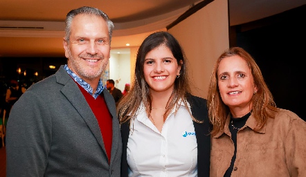  Humberto Siller, Alejandra Siller y Mireya Payan.