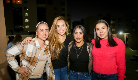  Liliana Subiri, Alejandra Ortega, Paty Soto y Sofía Grijalba.