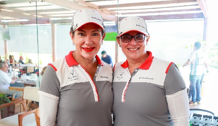  Margarita Padilla y Guille Cantalapiedra, organizadoras del torneo.