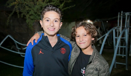  Diego y Luis.