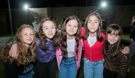  Ana Vergara, María Inés Castañeda, Alexa Soto, Isabella Lafuente y Gaby Sarquis.