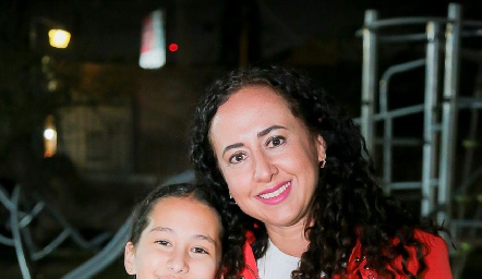  María Alejandra y Liliana Subiri.